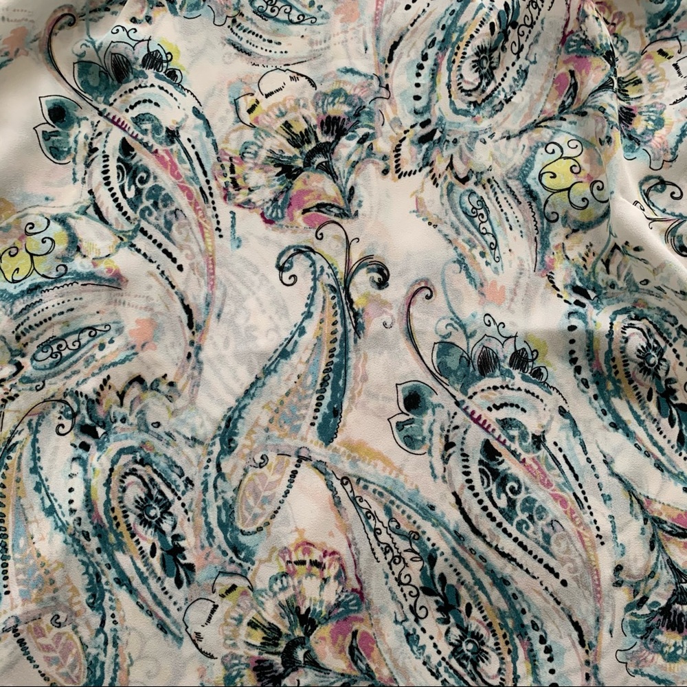Talbots Paisley Sleeveless Blouse - Picture 2 of 9